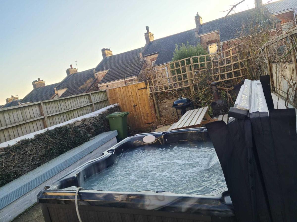 Belmont Villa - 4 Bed - Hot Tub Additional Cost - Sleeps 10-Tjs22Bv Ilfracombe Luaran gambar