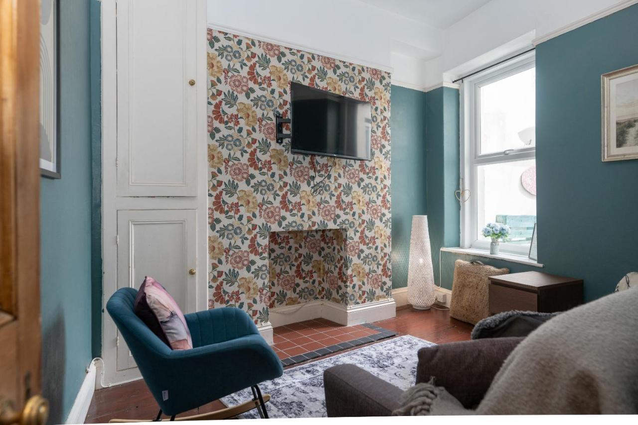 Belmont Villa - 4 Bed - Hot Tub Additional Cost - Sleeps 10-Tjs22Bv Ilfracombe Luaran gambar